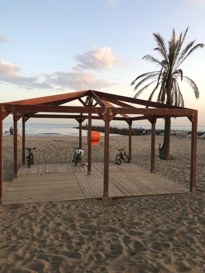 Charming 2 Bed Apartment Next To Cabopino Beach, Spain Марбеля Екстериор снимка
